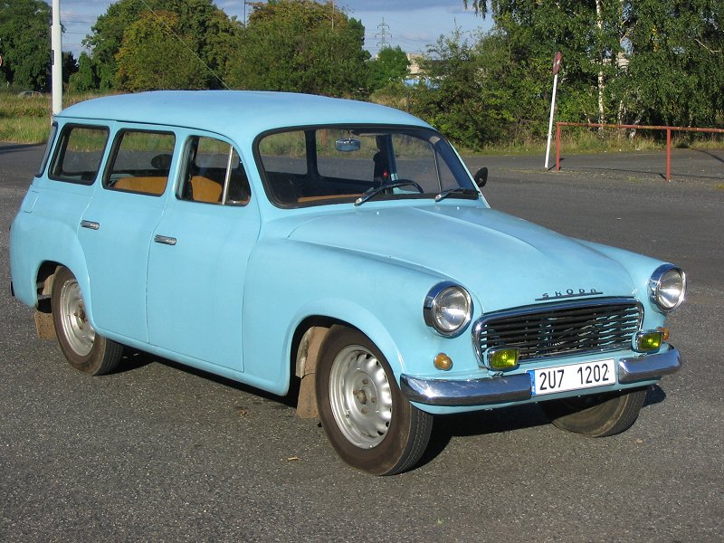 skoda_1202_02.jpg